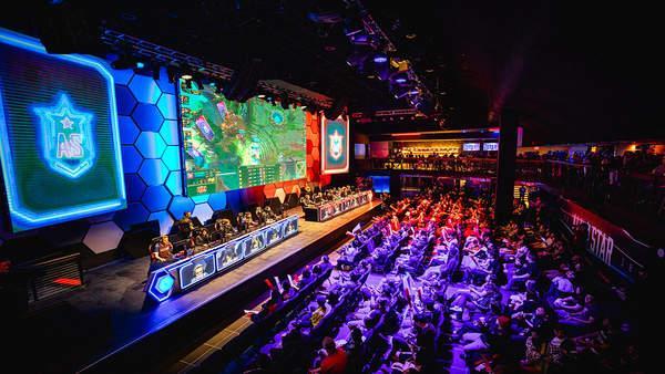 RNG主动放弃一个LPL季前启航赛名额 根据规则已顺延给V5