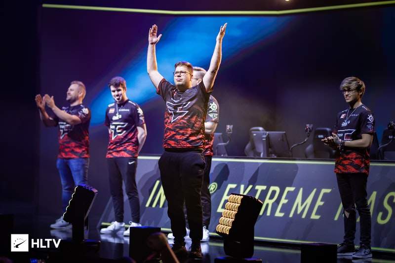 EWC官方发布沙特杯预热海报：冠军争夺战将于7月4日打响